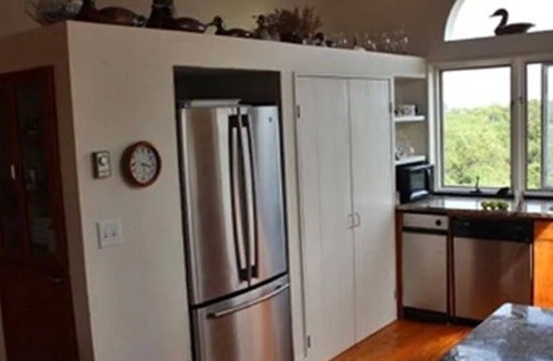 Polpis House | Spacious 4-bedroom vacation home in charming Wauwinet w/views of Polpis Harbor