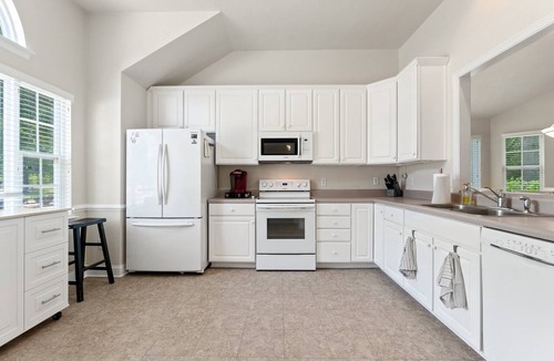 Cape Charles House | Spacious 4BR Coastal Retreat in Bay Creek – Beach & Golf