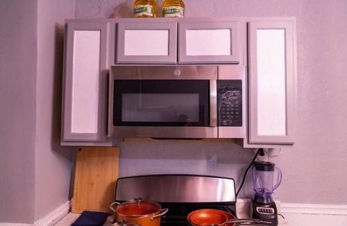 Niagara Falls House | Spacious 4BR Home Near Niagara Falls State Park | Sleeps 10 | Pet-Friendly