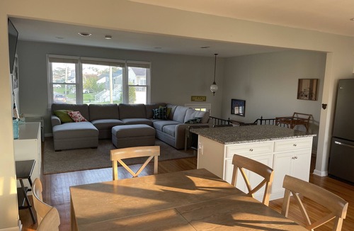 Ventnor City House | Spacious 4BR Home, sleeps 10, large fenced in backyard