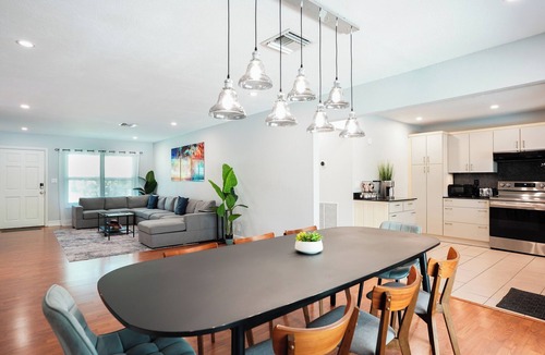 Fort Lauderdale House | Spacious 4BR w Private Heated Pool, Near Beach