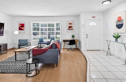 Boulevard Heights House | Spacious 4BRS Home, Relax Backyard close to Casino