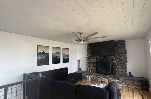 Polson House | Spacious 5 Bed Family Retreat Near Flathead Lake, Glacier National Park and more