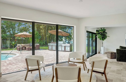 Fort Lauderdale House | Spacious 5-bedroom Villa in Fort Lauderdale with heated pool on the water.