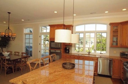 South Rehoboth House | Spacious 5-bedroom Lake Front House