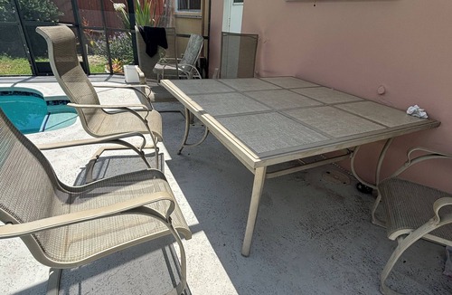 Park East House | Spacious 5 bedroom house with pool. Complete privacy from neighbors.