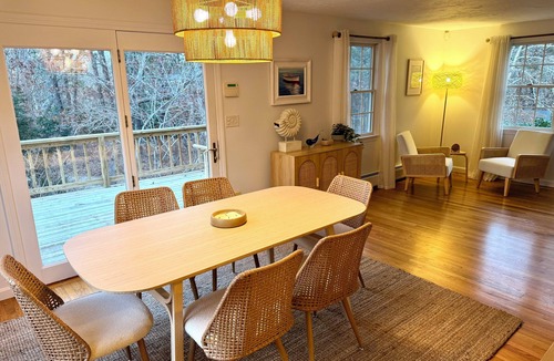 West Tisbury House | Spacious 5-bedroom secluded house in West Tisbury - Lambert Cove's Beach Pass
