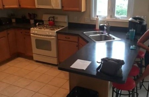 Wildwood House | Spacious 5 BR 3B Wildwood Condo, Sleeps 12-14
