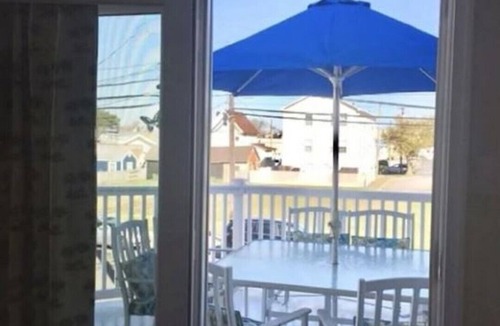 Wildwood House | Spacious 5 BR 3B Wildwood Condo, Sleeps 12-14