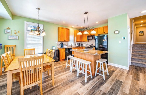 North End Condo | Spacious 5BR Condo — 2 Blocks to Ocean City Beach & Boardwalk!