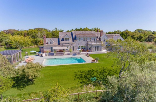 Polpis Villa | Spacious 6-bedroom luxury villa on edge of Nantucket Nature reserve; full gym.
