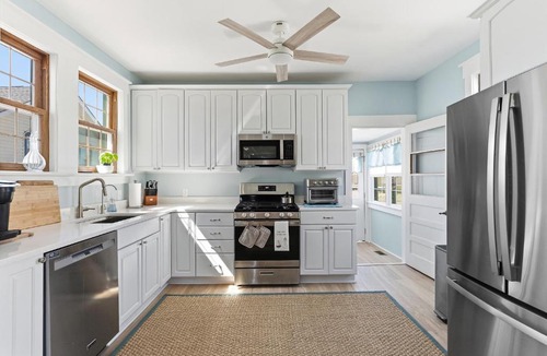 Cape May - Wildwood House | Spacious 6BR North Wildwood Home with a Private Pool