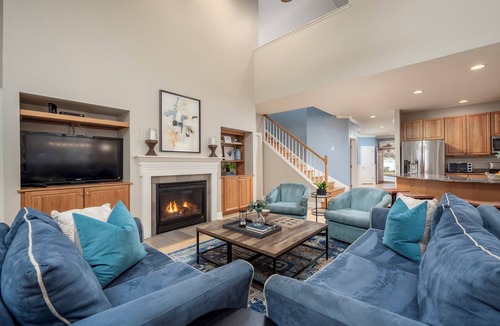 Ocean View House | Spacious 7B, 4BA Family Retreat with Game Room & Two Primary Suites! Pool, WIFI, Tennis, Shuttle to the Beach!