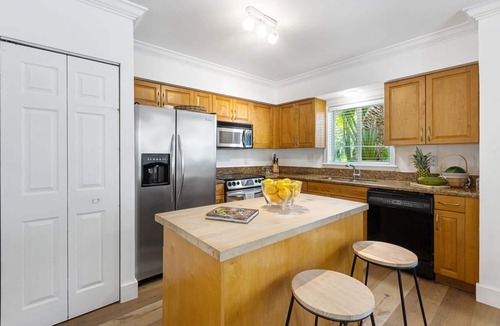 Hendricks and Venice Isles Apartment | Spacious Beach Apt in Las Olas Blvd