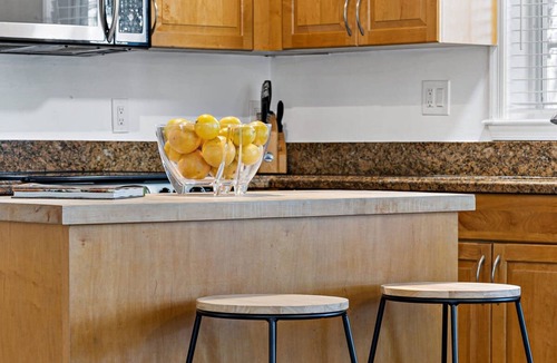 Hendricks and Venice Isles Apartment | Spacious Beach Apt in Las Olas Blvd
