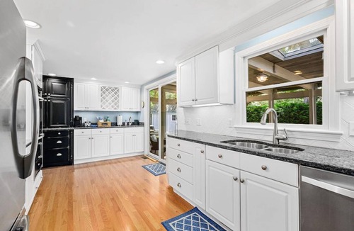 South Yarmouth House | Spacious Beach House in South Yarmouth RPAM097