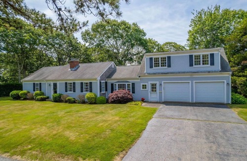 South Yarmouth House | Spacious Beach House in South Yarmouth RPAM097