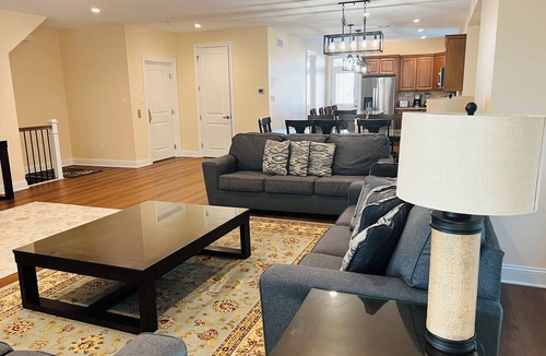 North Wildwood House | Spacious beachblock house with pool, oceanview, 4 decks near boardwalk