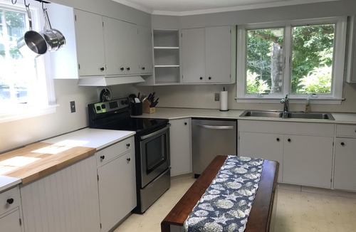 West Barnstable House | Spacious Cape Home close to Barnstable Village