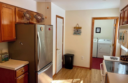 Rock Hall House | Spacious & charming 3-bedroom rancher in Ferry Park section of Rock Hall