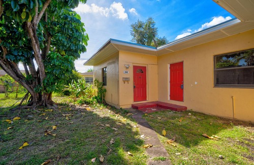 Miami Shores Apartment | Spacious Cozy 3-bedroom apartment with Wi-Fi, AC in marvelous Miami