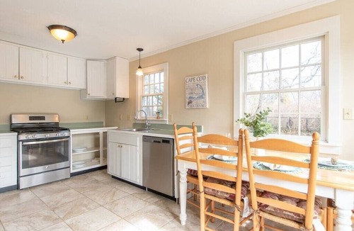 North Chatham House | Spacious Deck, Large Yard & Dogs Welcome!