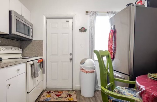 Allapattah House | Spacious Duplex Near MIA & Port