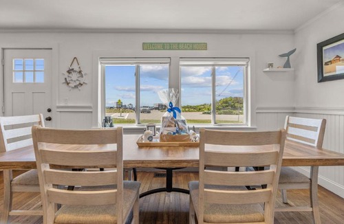 Centerville House | Spacious FamilyOceanfront 6BR Across Craigville Beach