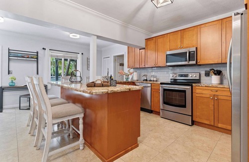 Survey Creek House | Spacious Ft Lauderdale Oasis w/Pool & BBQ