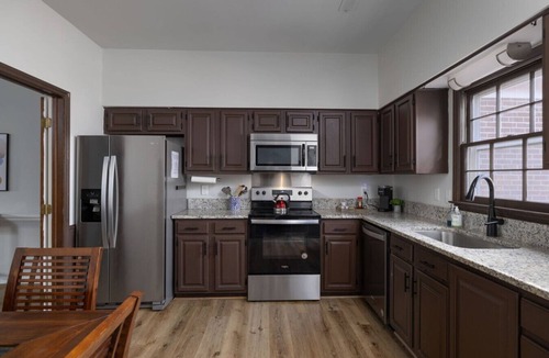 Greensboro Villa | Spacious Golf Course Townhouse