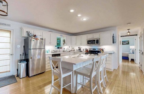Oak Bluffs House | Spacious home in central location with beautiful patio, pool table, W/D, & AC