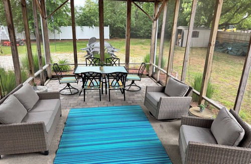 Salisbury House | Spacious home with private pool & game room. Sleeps 15. Close to Ocean City.