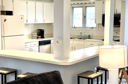 Orchard Park House | Spacious House short walk to Bills Stadium