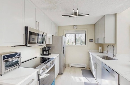 Lagoon Heights House | Spacious island home near Farm Neck Golf Course, the beach and town
