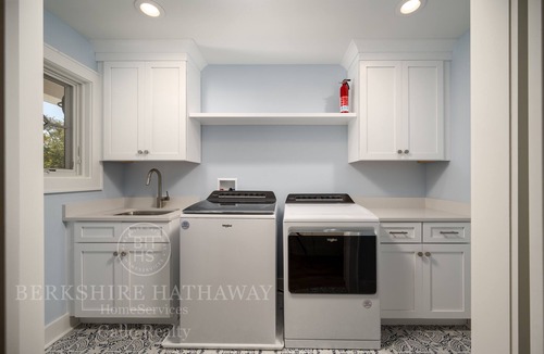 Lewes House | Spacious, luxury home with water views/elevator! 106 W Cape Shore Dr