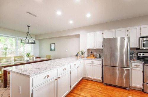 Nellysford House | Spacious + Serene Mtn Top Escape, 4 En Suites