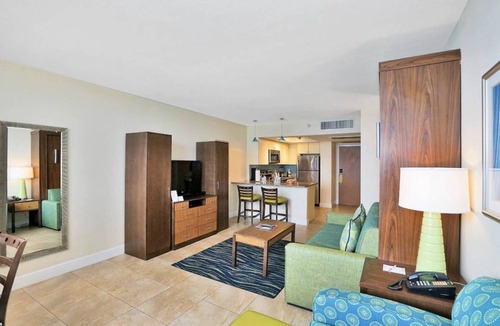 Hollywood Resort | Spacious Studio @ Hollywood Beach Resort!