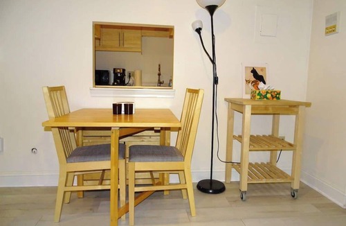 Mid-Cambridge Condo | Spacious Studio Near Harvard Sq