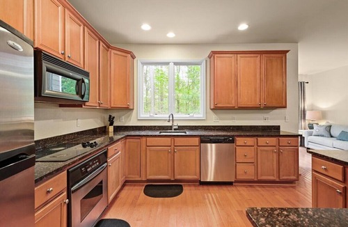 Glen Riddle House | Spacious Townhouse in the GlenRiddle Community