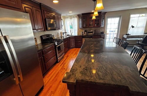 Manchester-by-the-Sea Apartment | Spacious, 3 BR, 2 BA apartment in the heart of Manchester-By-The-Sea