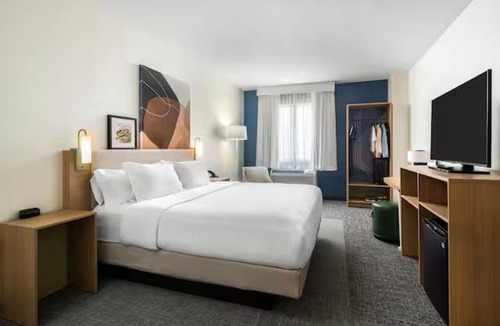 Clifton Hotel | Spark by Hilton Clifton
