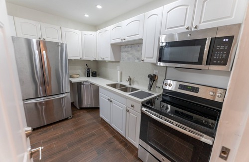 Central Fort Lauderdale House | 💫Spectacular 4BR House! Close to Beach & Nightlife