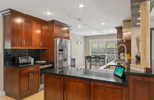 Pompano Isles House | Spectacular waterfront Home! Pool and Hot tub