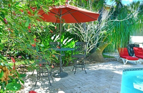 Flagler Village Apartment | Spring Sale | Studio | Pool available | Beach 6min | Free Bikes