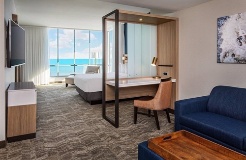 Revere Hotel | SpringHill Suites by Marriott Boston Logan Airport Revere Beach