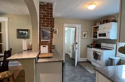 Jefferson Park Avenue House | Stadium Hill House