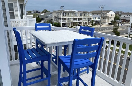 North Wildwood Condo | Stay near fun at Morey's Piers - North Wildwood 3-Bed Condo