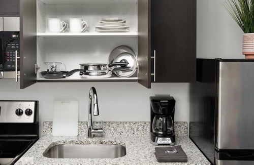 Suffolk Hotel | stayAPT Suites Suffolk-Chesapeake
