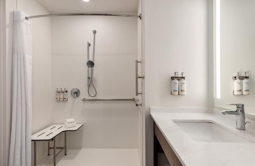 Norfolk Hotel | Staybridge Suites Norfolk Airport by IHG