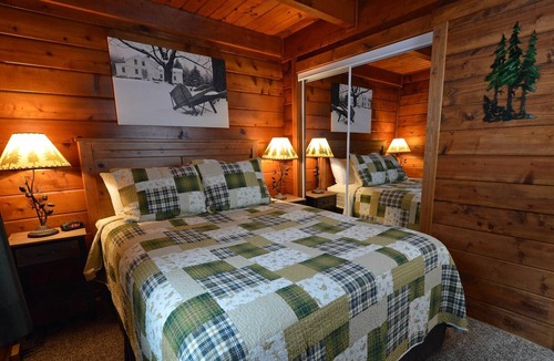 Edray Condo | Stemwinder #2: 4 Bedrooms, 3 Full Baths: Slope Side, Heated Outdoor Hot Tub.